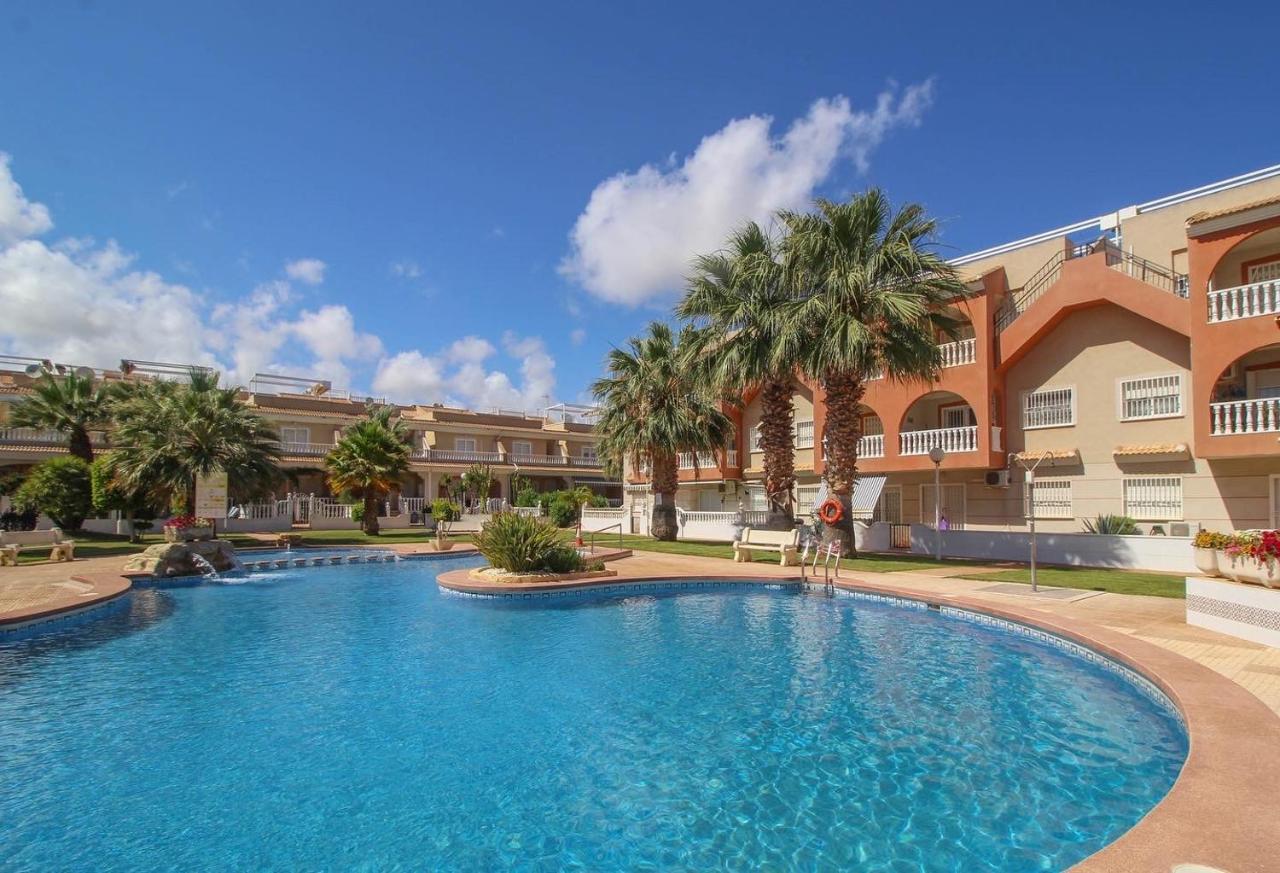 Fresh Apartment, 2 Bedroom, 2 Bathroom, 2 Lovely Poolareas Los Alcázares Dış mekan fotoğraf
